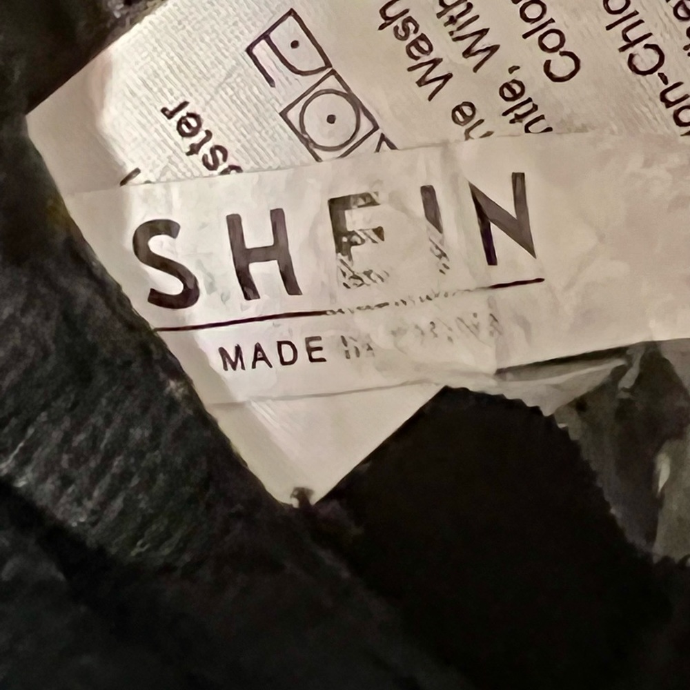 SHEIN Ragged STYLE OVERALLS - Picture 5 of 6